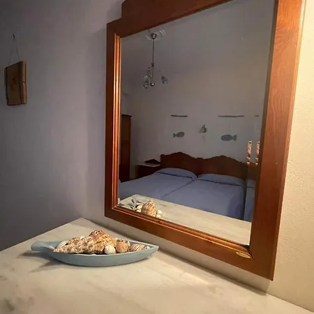 Tiki Rooms Μαραθόκαμπος Εξωτερικό φωτογραφία