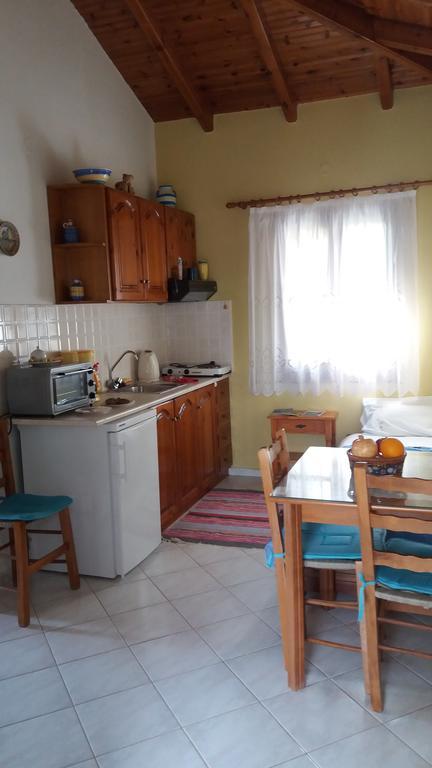 Apartment Tiki Marathokampos